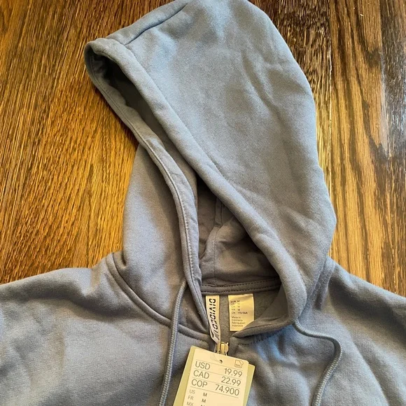 H&M NWT Women’s Short Hooded Sweatshirt Jacket - Picture 2 of 3
